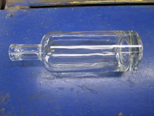  75CL玻璃瓶检验 玻璃产品检验 验货流程 产品质量控制 全捡 验货费 玻璃瓶根线检验 日照验货员